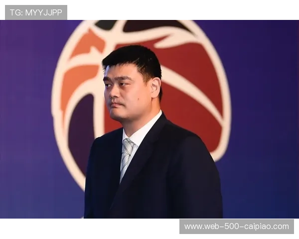 以杨毅为中心探讨中国篮球发展与未来潜力分析
